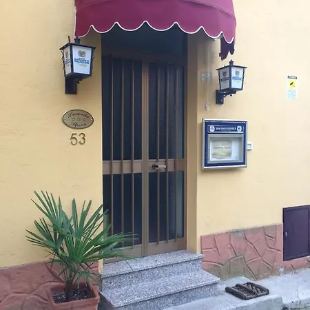 Alpina Oda ve Kahvaltı Toscolano Maderno